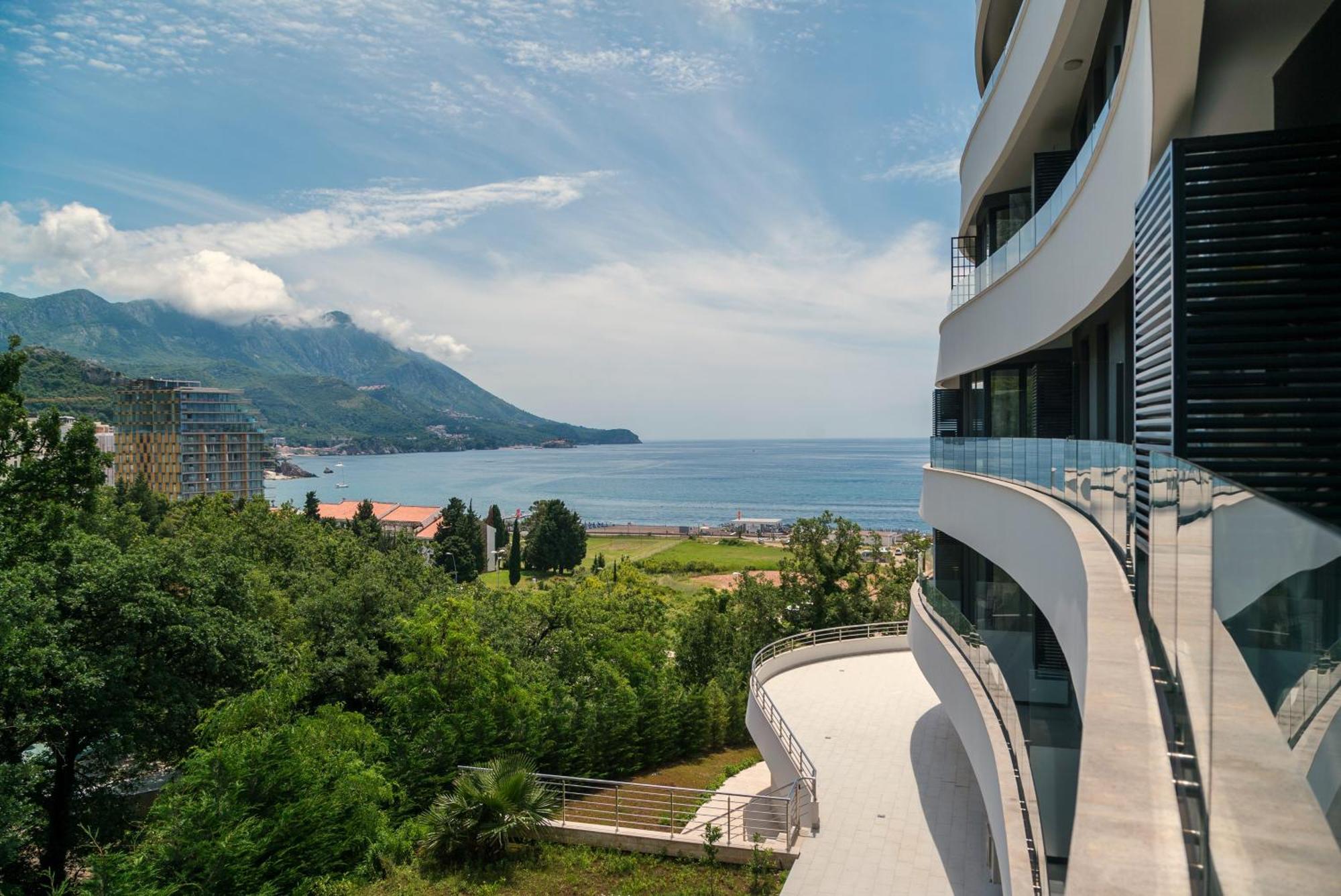 The Dream Getaway Skyline By Devasco Becici (Budva)